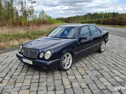 Granatowy Używany 1997 Mercedes E420 Avantgarde Sedan/Limuzyna | 20 800 zł