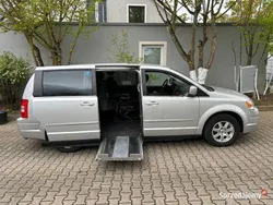 Srebrny Używany 2009 Chrysler Grand Voyager Minivan | 69 000 zł