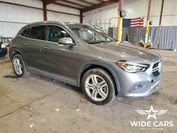 Mercedes GLA250