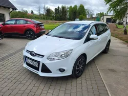 Biały Używany 2014 Ford Focus Kombi | 22 900 zł (Dobra cena)