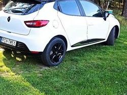 Biały Używany 2019 Renault Clio IV Hatchback | 38 900 zł (Uczciwa cena)