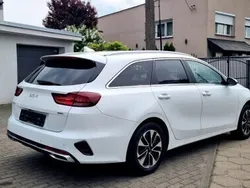 Biały Używany 2022 Kia Ceed Kombi | 46 900 zł