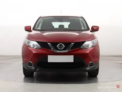 Bordowy Używany 2014 Nissan Qashqai SUV | 41 999 zł (Uczciwa cena)