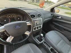 Srebrny Używany 2005 Ford Focus Hatchback | 4500 zł (Uczciwa cena)