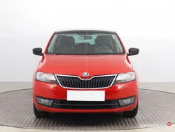 Czerwony Używany 2014 Skoda Rapid Hatchback | 24 999 zł (Uczciwa cena)