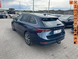Niebieski ciemny (metalik) Używany 2022 Skoda Octavia Kombi | 67 900 zł