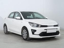 Biały Używany 2022 Kia Rio 2 Hatchback | 49 999 zł (Dobra cena)