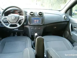 Czarny Używany 2016 Dacia Sandero Hatchback | 23 950 zł (Uczciwa cena)