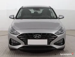 Srebrny Używany 2022 Hyundai i30 Hatchback | 61 999 zł (Uczciwa cena)