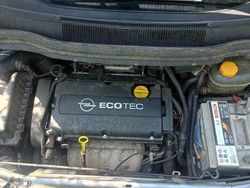 Szary Używany 2008 Opel Zafira Minivan | 10 000 zł (Uczciwa cena)