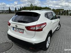 Biały Używany 2017 Nissan Qashqai 360º SUV | 54 900 zł (Uczciwa cena)