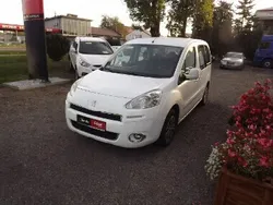 Biały Używany 2014 Peugeot Partner Minivan | 19 900 zł (Uczciwa cena)
