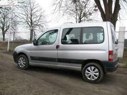 Srebrny (metalik) Używany 2008 Citroën Berlingo Minivan | 15 500 zł