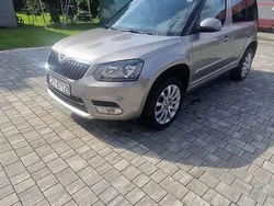 Srebrny Używany 2015 Skoda Yeti SUV | 41 500 zł (Drogi)
