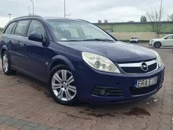 Granatowy Używany 2005 Opel Vectra Kombi | 6300 zł (Dość drogi)