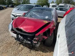 Czerwony Używany 2023 Tesla Model 3 Sedan/Limuzyna | 37 300 zł