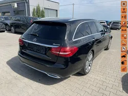 Czarny (metalik) Używany 2015 Mercedes C250 Kombi | 33 900 zł