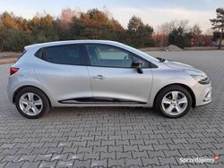 Srebrny Używany 2017 Renault Clio IV LIMITED Hatchback | 43 900 zł (Drogi)
