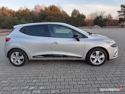 Srebrny Używany 2017 Renault Clio IV LIMITED Hatchback | 44 900 zł (Drogi)