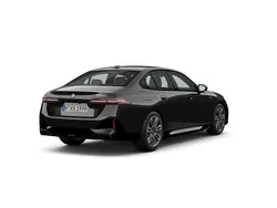 Czarny szafir metalizowany Używany 2024 BMW 520 Comfort Edition Sedan/Limuzyna | 244 900 zł (Dobra cena)