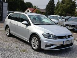 Srebrny (metalik) Używany 2019 VW Golf VII Kombi | 36 999 zł (Super Cena)