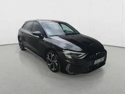Czarny Używany 2021 Audi A3 e-tron Hatchback | 59 100 zł