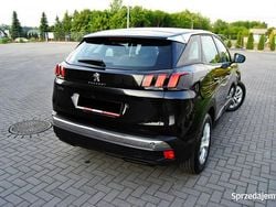 Czarny (metalik) Używany 2017 Peugeot 3008 SUV | 49 900 zł (Dość drogi)
