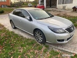 Srebrny Używany 2011 Renault Latitude Sedan/Limuzyna | 16 000 zł