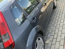 Szary Używany 2002 Ford Fiesta Hatchback | 2000 zł (Uczciwa cena)