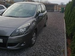 Grafitowy Używany 2011 Renault Scénic Minivan | 16 499 zł (Uczciwa cena)