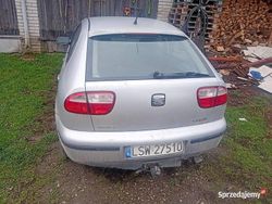 Srebrny Używany 2001 Seat Leon Hatchback | 2300 zł