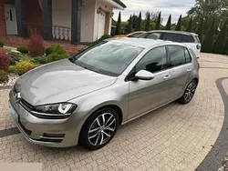 Inny kolor Używany 2018 VW Golf VII Allstar Hatchback | 43 900 zł (Uczciwa cena)