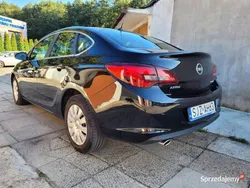 Czarny Używany 2016 Opel Astra Sedan/Limuzyna | 30 500 zł (Uczciwa cena)