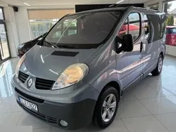 Niebieski Używany 2011 Renault Trafic Van | 43 500 zł