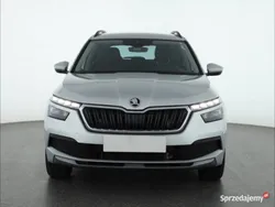 Srebrny Używany 2023 Skoda Kamiq SUV | 87 999 zł (Dobra cena)