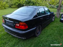 BMW 323