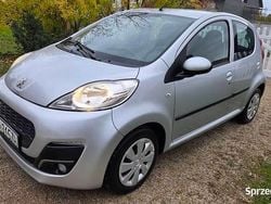 Srebrny Używany 2012 Peugeot 107 Hatchback | 19 900 zł