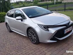 Srebrny Używany 2020 Toyota Corolla Comfort Sedan/Limuzyna | 89 999 zł (Uczciwa cena)