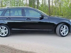 Czarny Używany 2013 Mercedes C180 Kombi | 41 500 zł (Uczciwa cena)
