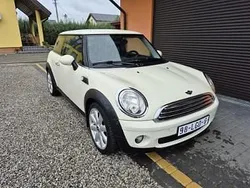 Inny kolor Używany 2010 Mini ONE Hatchback | 18 900 zł (Uczciwa cena)