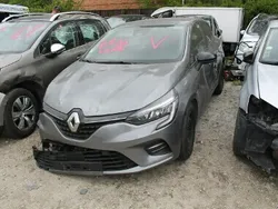 Szary Używany 2023 Renault Clio V Hatchback | 24 900 zł