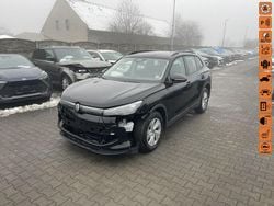 Czarny (metalik) Używany 2025 VW Tiguan SUV | 92 900 zł