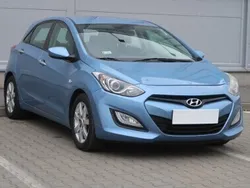 Niebieski Używany 2013 Hyundai i30 Hatchback | 29 999 zł (Uczciwa cena)