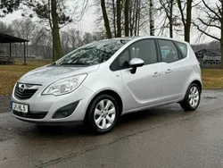 Srebrny Używany 2010 Opel Meriva Minivan | 24 900 zł (Dość drogi)