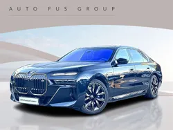 Lakierowanie bmw individual (cena do ustalenia) Używany 2024 BMW M760e Comfort Edition Sedan/Limuzyna | 659 900 zł
