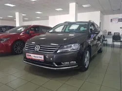 Brązowy Używany 2013 VW Passat Kombi | 37 900 zł (Dość drogi)