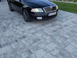 Czarny Używany 2008 Skoda Octavia LAURIN & KLEMENT Kombi | 15 000 zł (Dobra cena)