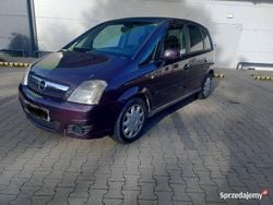 Fioletowy Używany 2006 Opel Meriva Minivan | 4900 zł (Uczciwa cena)