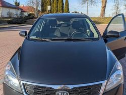 Czarny Używany 2010 Kia Ceed Hatchback | 7000 zł (Uczciwa cena)