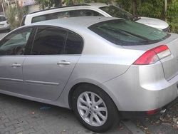Srebrny Używany 2007 Renault Laguna III Sedan/Limuzyna | 16 000 zł (Uczciwa cena)